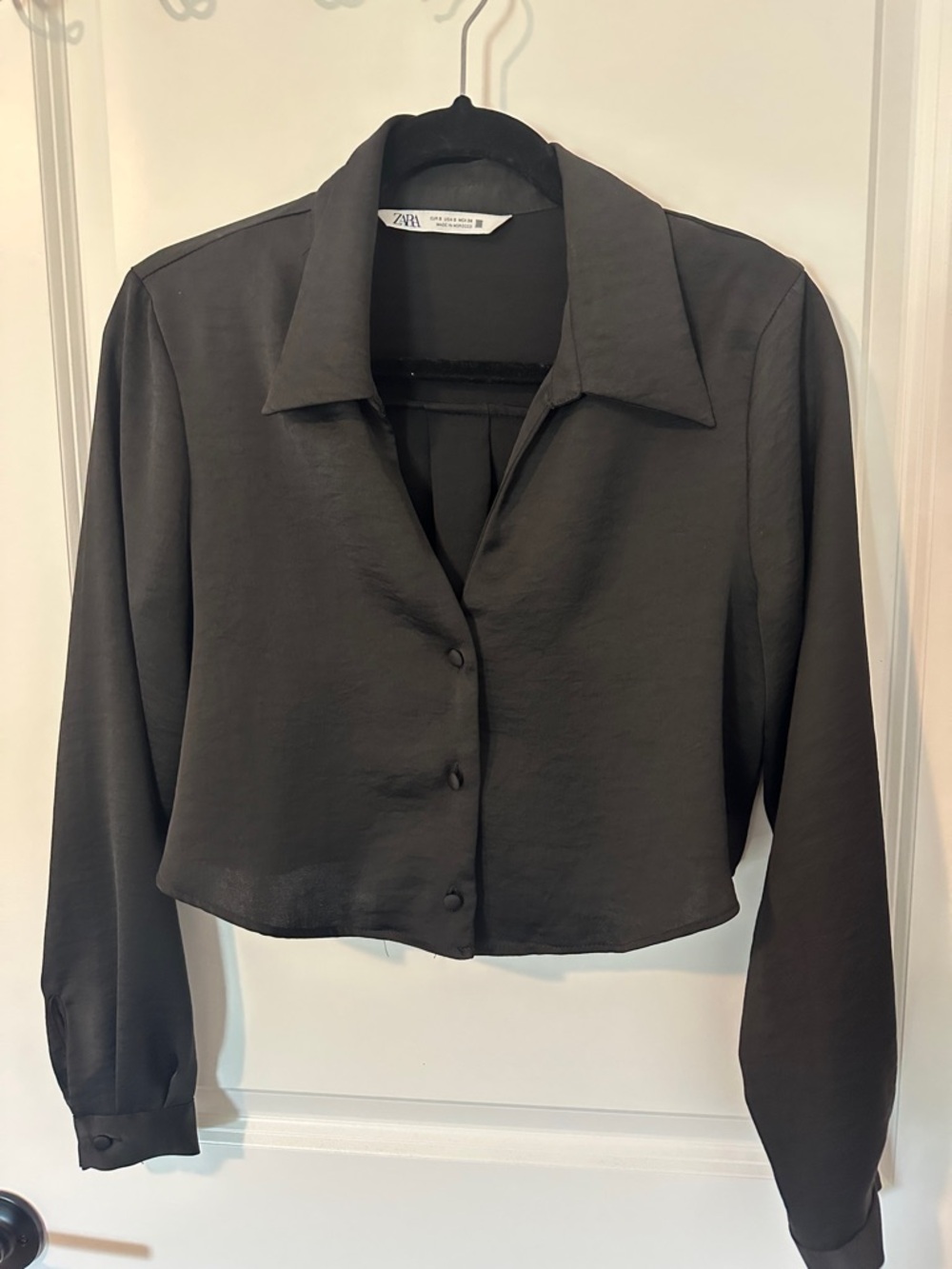 Zara Black Satin-Look Cropped Button-Down Shirt